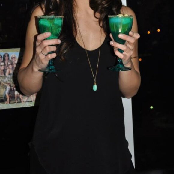 100% silk camisole from Wilfred, medium - Picture 4 of 4